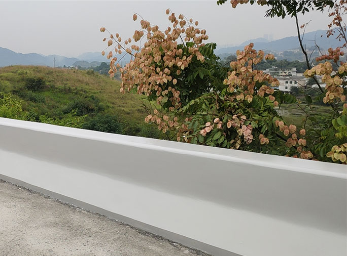 貴陽環(huán)城高速西南環(huán)線K48+600上行防撞墻涂裝翻新